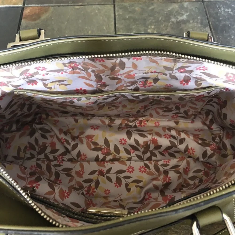 Moda Luxe Handbag in Olive